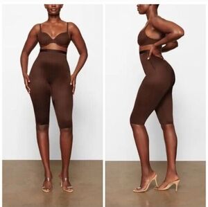 SKIMS Cocoa Barely There Cropped Leggings Size S Pants Slimming